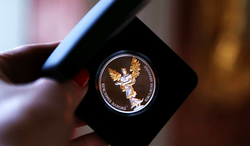 Pēdēja šī gada Latvijas Bankas monēta 'Kurzemes baroks' - ir klāt!