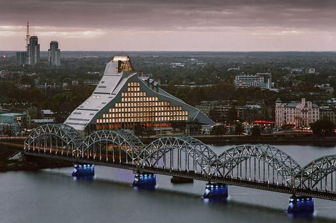 Latvijā atzīmē Vecā Stendera trīssimtgadi Latvijas Nacionālā bibliotēkā