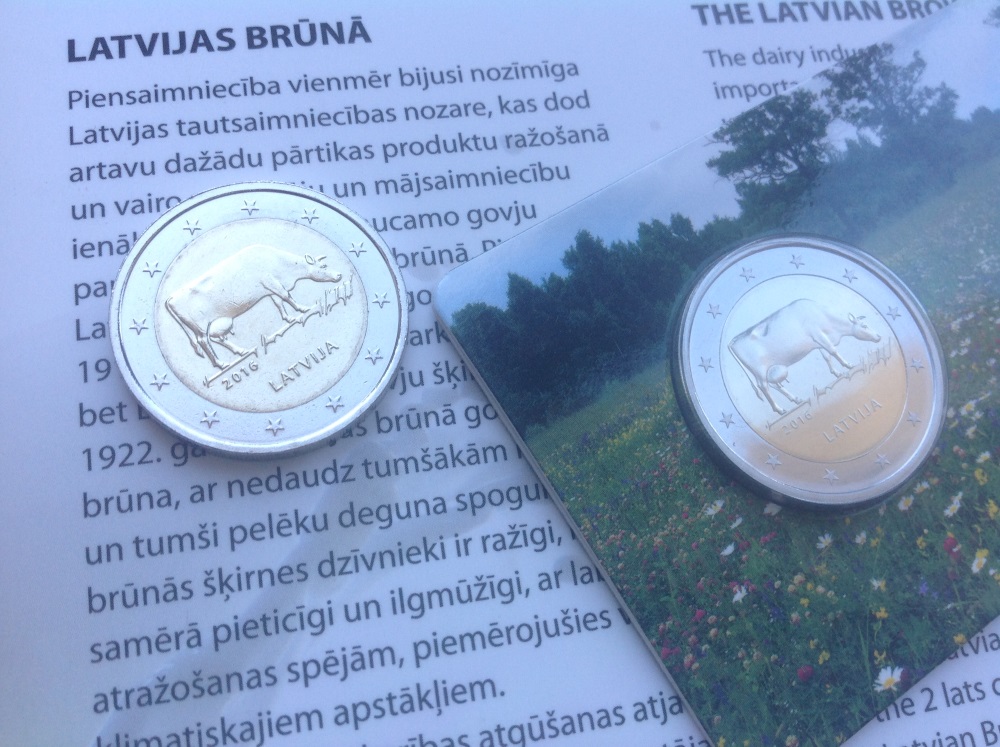 Apskats: Latvijas 2 eiro monēta 'Latvijas brūnā', 2016. gads